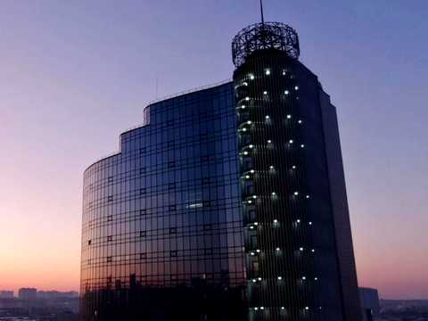 комерційна за адресою Київ, Степана Бандери просп. (Московський), 9б