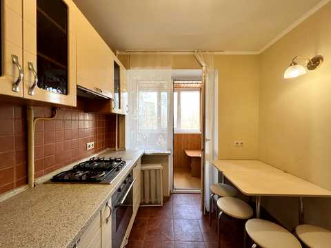 квартира за адресою Верховної Ради бульв., 19