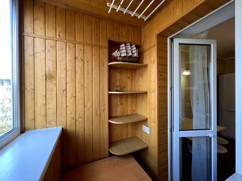 квартира за адресою Верховної Ради бульв., 19