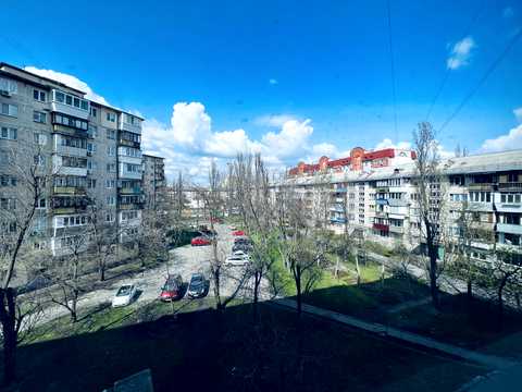 квартира за адресою Верховної Ради бульв., 19