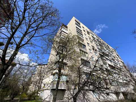 квартира за адресою Верховної Ради бульв., 19