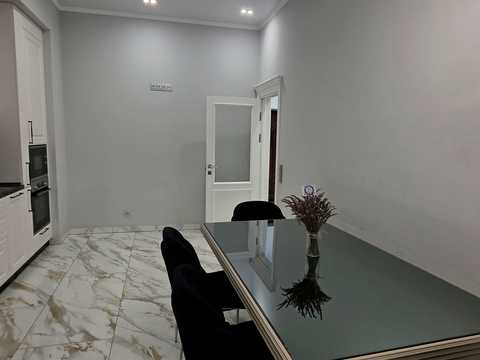 квартира за адресою Хотинська вул., 43