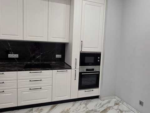 квартира за адресою Хотинська вул., 43