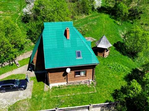 будинок за адресою Августина Волошина вул., 100