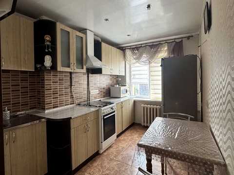 квартира за адресою Калинова вул., 102