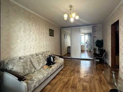 квартира за адресою Калинова вул., 102