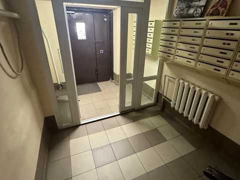 квартира за адресою Калинова вул., 102