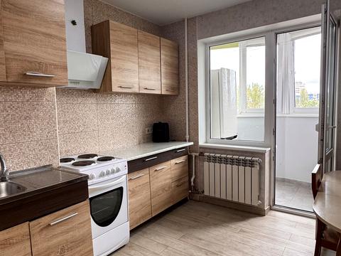 квартира за адресою Владислава Бувалкіна вул. (Бочарова Генерала), 65