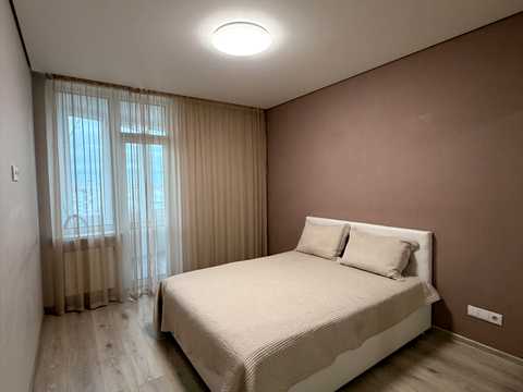 квартира по адресу Драгоманова ул., 4-А
