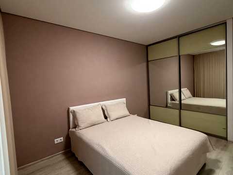 квартира по адресу Драгоманова ул., 4-А