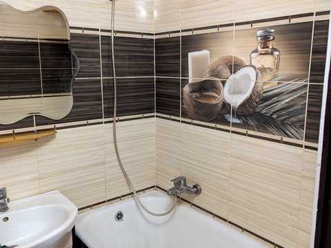 квартира за адресою Братиславська вул., 12