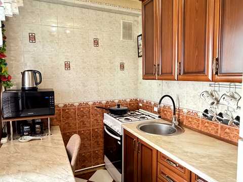 квартира за адресою Європейського Союзу просп. (Правди), 92