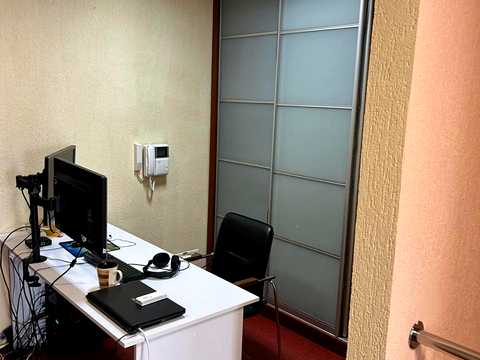 комерційна за адресою Петра Болбочана вул. (Командарма Каменєва), 4-А
