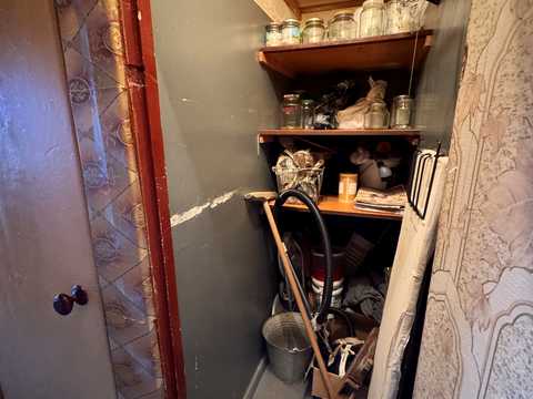 квартира за адресою Івана Дзюби вул. (Сім'ї Сосніних), 12