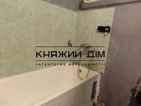 квартира за адресою Соборності просп. (Возз'єднання), 1