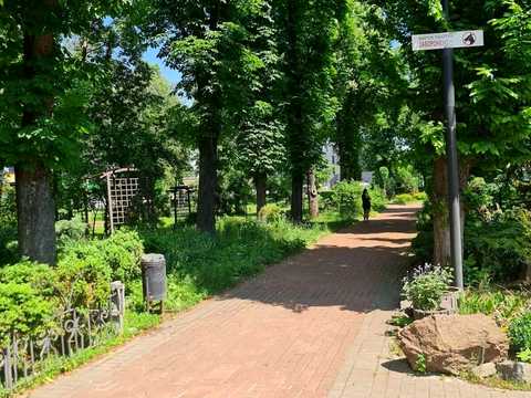 коммерческая по адресу Заводская ул., 8