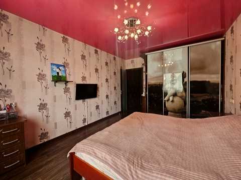 квартира за адресою Анни Ахматової вул., 28