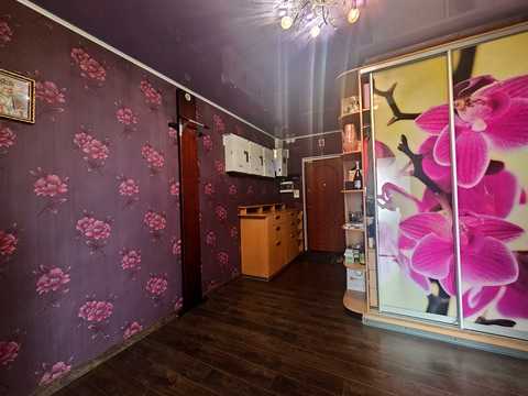 квартира за адресою Анни Ахматової вул., 28