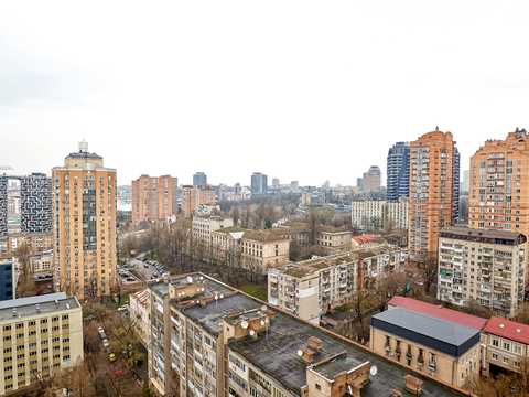 квартира за адресою Василя Тютюнника вул. (Анрі Барбюса), 28-А