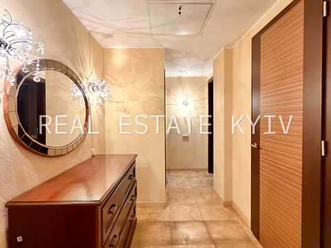 квартира по адресу Круглоуниверситетская ул., 3-5