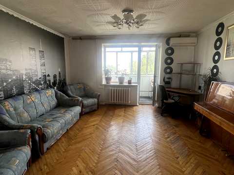квартира по адресу Незалежності бульв. (50 років Жовтня), 12