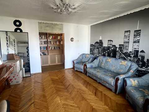 квартира по адресу Незалежності бульв. (50 років Жовтня), 12