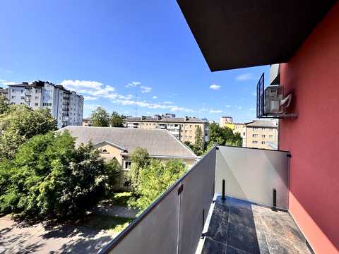 квартира за адресою Слави Стецько вул., 4-А