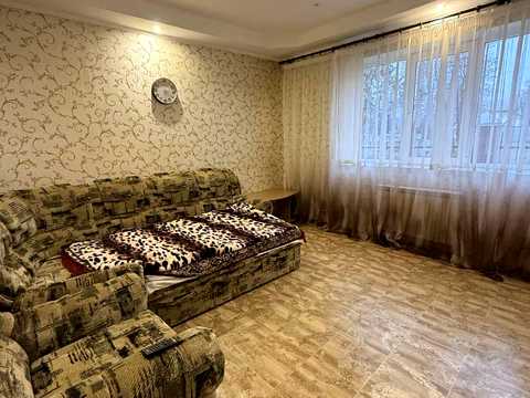 дом по адресу Захисників України ул. (1-го Травня)