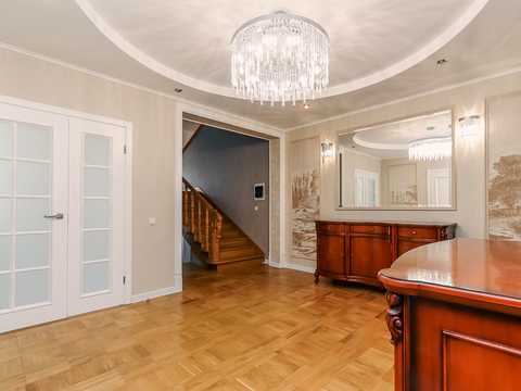 будинок за адресою с. Крихівці, Шкільна, 6