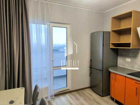 квартира по адресу Сім'ї Кульженків ул. (Петра Дегтяренка), 21