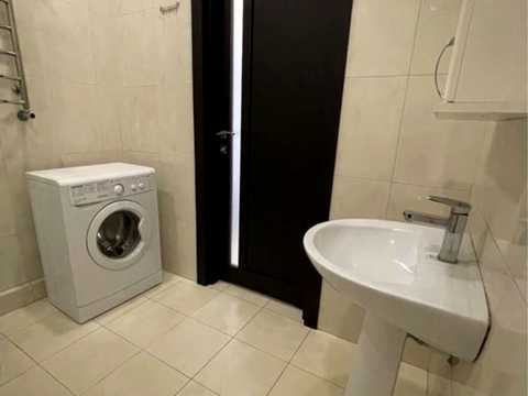 квартира за адресою Набережна Перемоги вул., 62