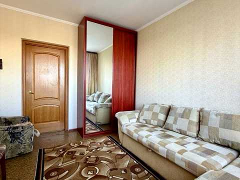 квартира за адресою Академіка Глушкова просп., 21