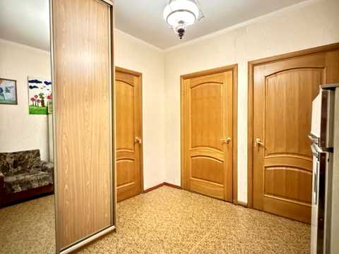 квартира за адресою Академіка Глушкова просп., 21
