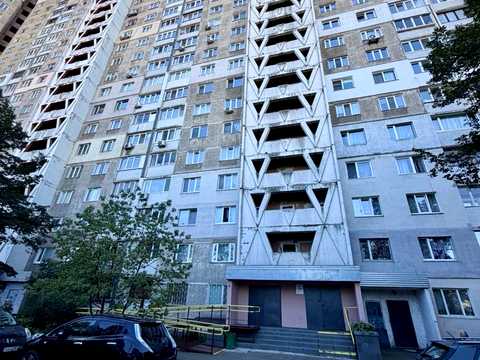 квартира за адресою Академіка Глушкова просп., 21