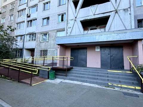 квартира за адресою Академіка Глушкова просп., 21