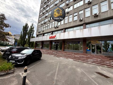 комерційна за адресою Євгена Сверстюка вул. (Марини Раскової), 11-А