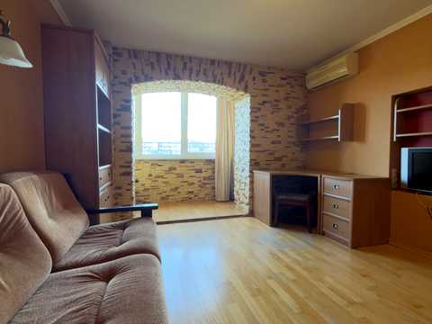 квартира за адресою Братиславська вул., 7