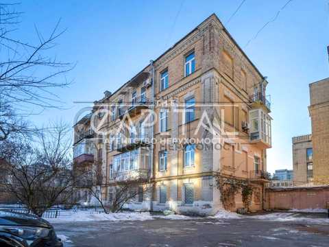 комерційна за адресою Липська вул., 9-Б
