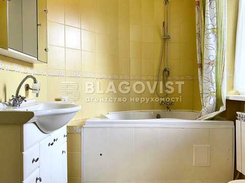 будинок за адресою Богатирська вул., 1