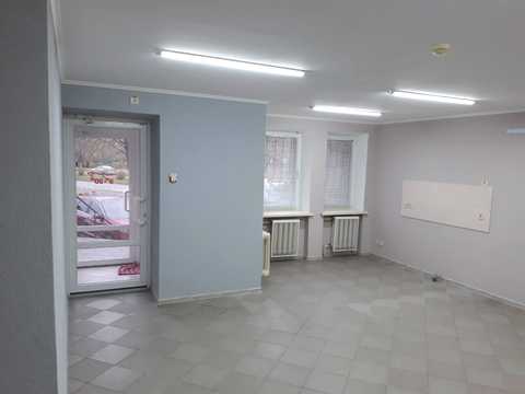 комерційна за адресою Полтава, Небесної Сотні вул. (Леніна), 124