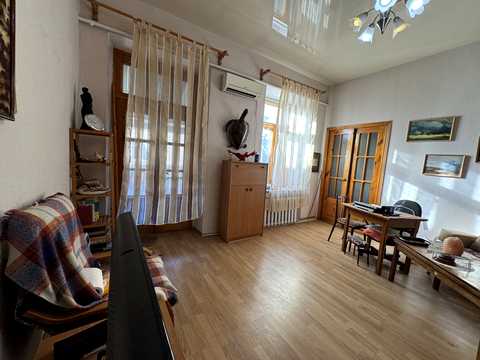 квартира по адресу Базарная ул., 52