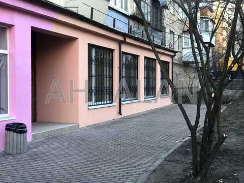 комерційна за адресою Олекси Тихого вул. (Виборзька), 34/36