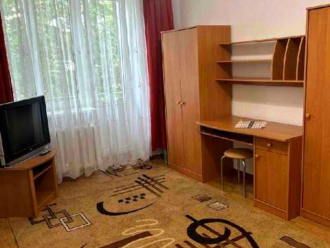 квартира за адресою Євгена Коновальця вул. (), 84