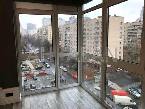 комерційна за адресою Предславинська вул., 40