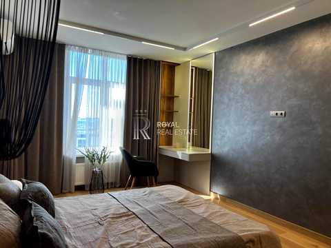 квартира за адресою Микільсько-Слобідська вул., 8
