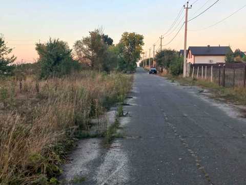 участок по адресу Рідна