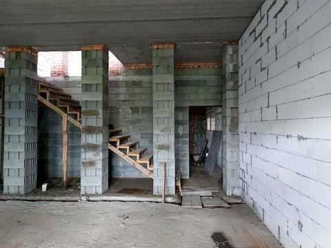 будинок за адресою с. Піщанка, Юности, 1