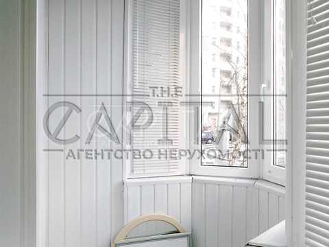 комерційна за адресою Відпочинку вул., 12