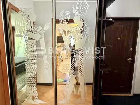 квартира за адресою Урлівська вул., 38