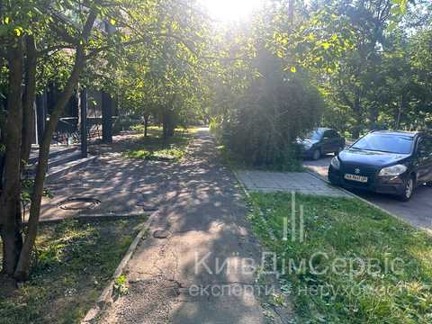 комерційна за адресою Михайла Котельникова вул., 35